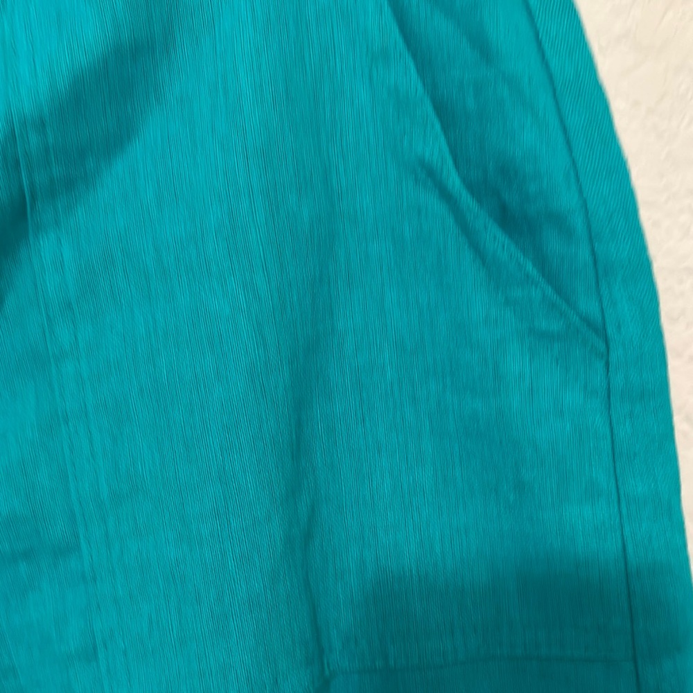 Green Wide Leg Cropped Pants Relaxed Fit - Picture 4 of 5